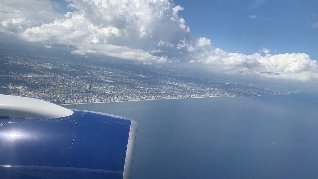 Delta B757-200 Fll-Atl 맨 뒷자리 탑승리뷰, 내가 만난 비행 에티켓을 전혀 모르는 사람 - Fly With Moxie  Travel Blog