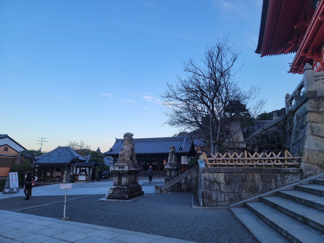 a statue in a courtyard