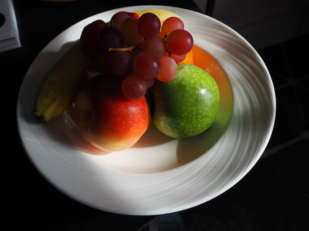 a bowl of fruit