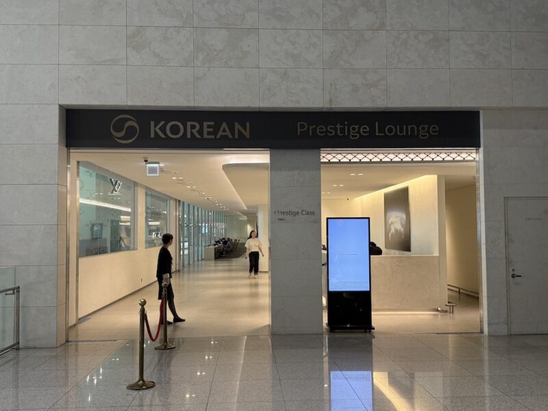 건물, 문, 청결함, 픽스처, 바닥, 실내, 지상, 천장, 예술