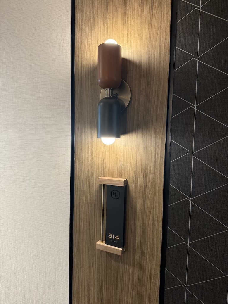 벽, 실내, 욕실, 조명, 빛