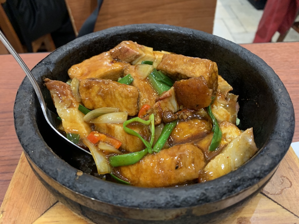 음식, 요리, 실내, 사발, 테이블, 스튜, 냄비, 목재, 채소