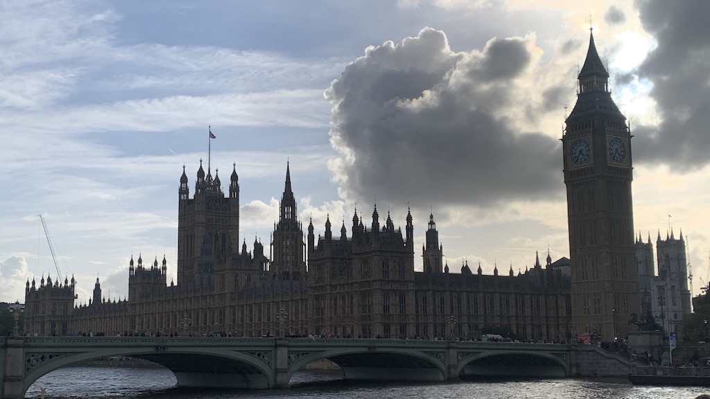 야외, 구름, 하늘, 건물, 물, 첨탑, 다리, 시계, 스카이라인, 강, 큰, 타워, 의회, 시티, 여행