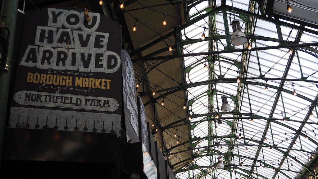 텍스트, 건물, 하늘, 표지판