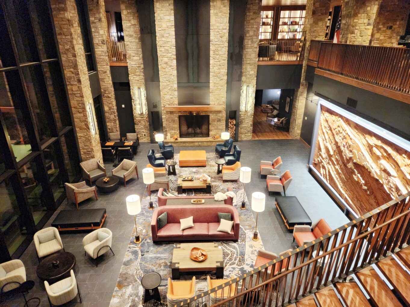 실내, 방, 홀, 바닥, 가구