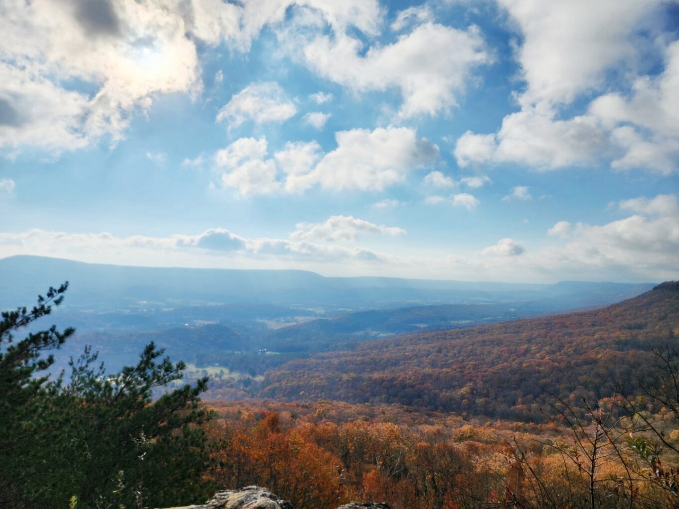 야외, 구름, 경치, 자연, 나무, 하늘, 황야, 가을, 하이랜드, 식물, 펠, 힐 스테이션, 국립 공원, 지중해성 관목지대, 숲, 산맥, 지형, 언덕, 산