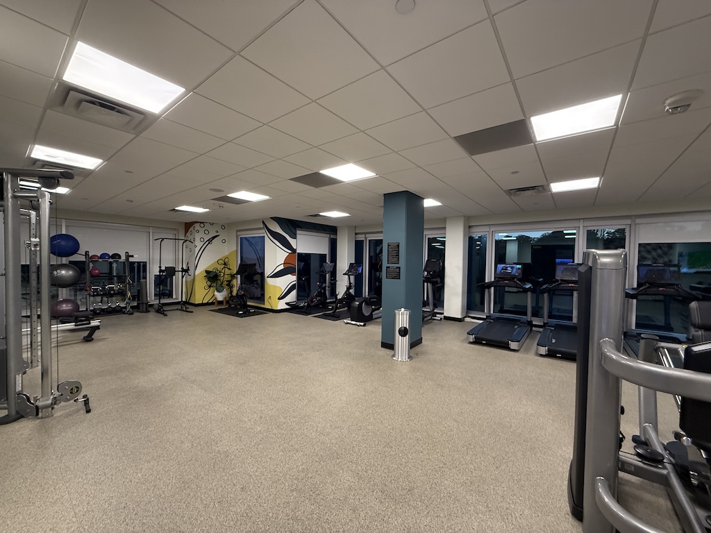 실내, 천장, 바닥, 벽, 헬스장, 지상