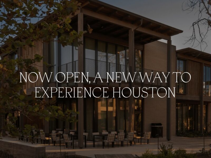 나무, 식물, 부지, 부동산, 현관, 건물, 야외, 텍스트, 스크린샷, 집