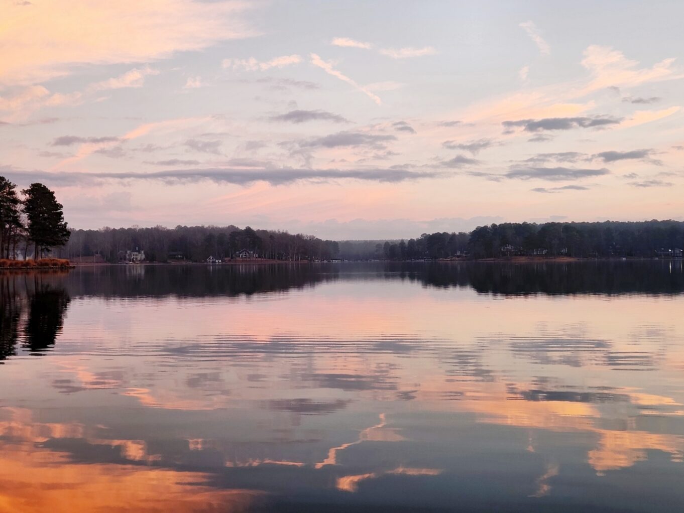 야외, 물, 나무, 구름, 반사, 경치, 고요한, 호수, 저수지, 호수 지방, 은행, 아침, 자연, 해돋이, 일몰, 하늘, 해안