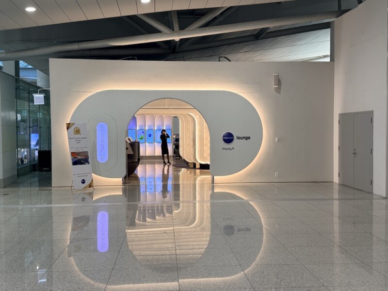 실내, 벽, 바닥, 인테리어 디자인, 로비, 픽스처, 천장, 청결함, 바닥재, 예술, 전시회