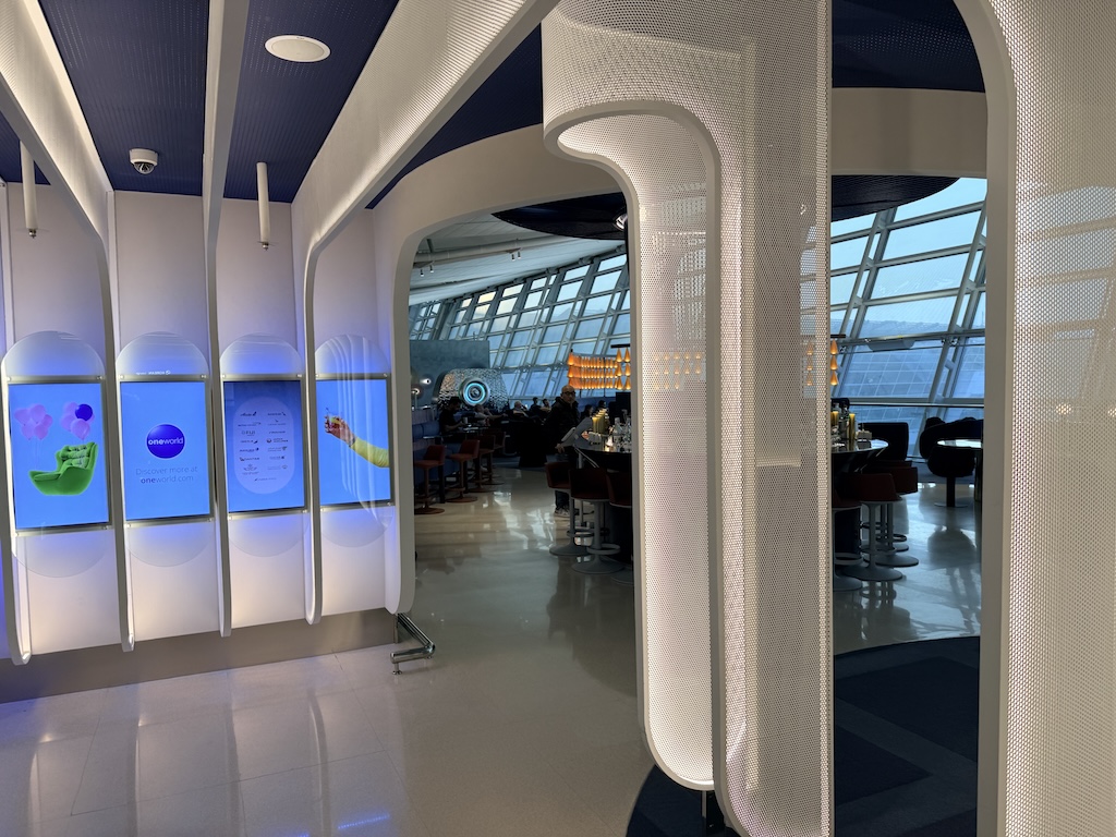 실내, 건물, 천장, 로비, 픽스처, 일광, 건축물, 창문, 예술