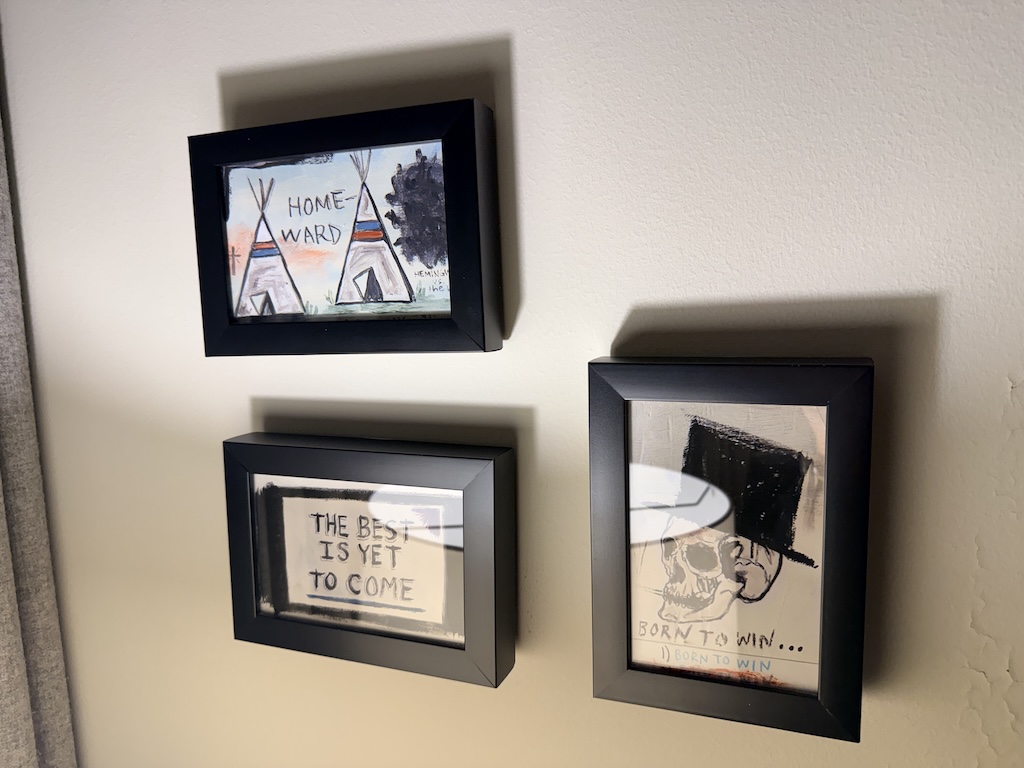 벽, 실내, 페인팅, 사진 액자, 예술, 텍스트