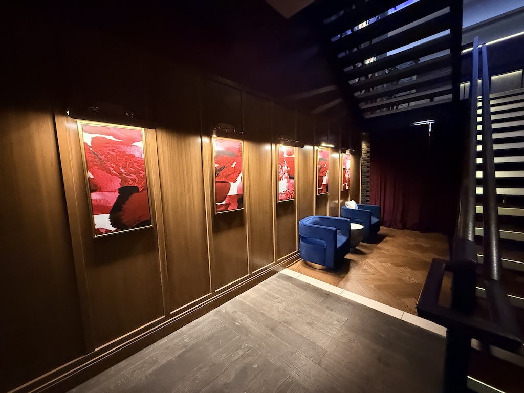 실내, 벽, 바닥, 천장, 예술, 전시회