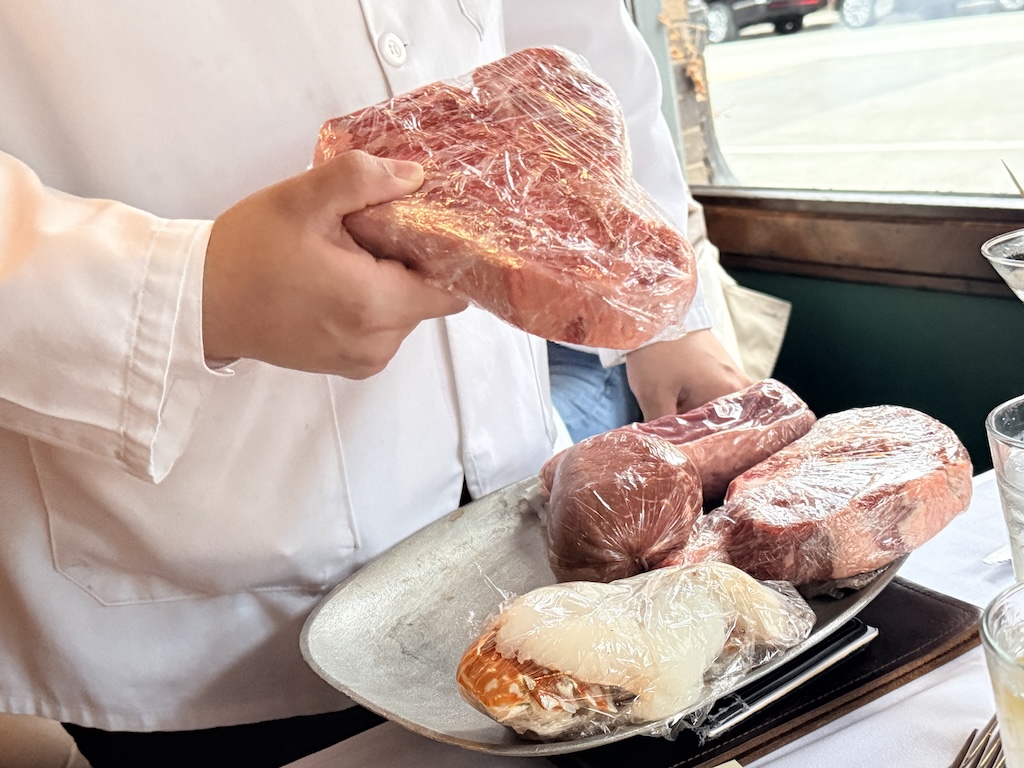 사람, 음식, 고기, 패스트푸드, 동물성 지방, 실내