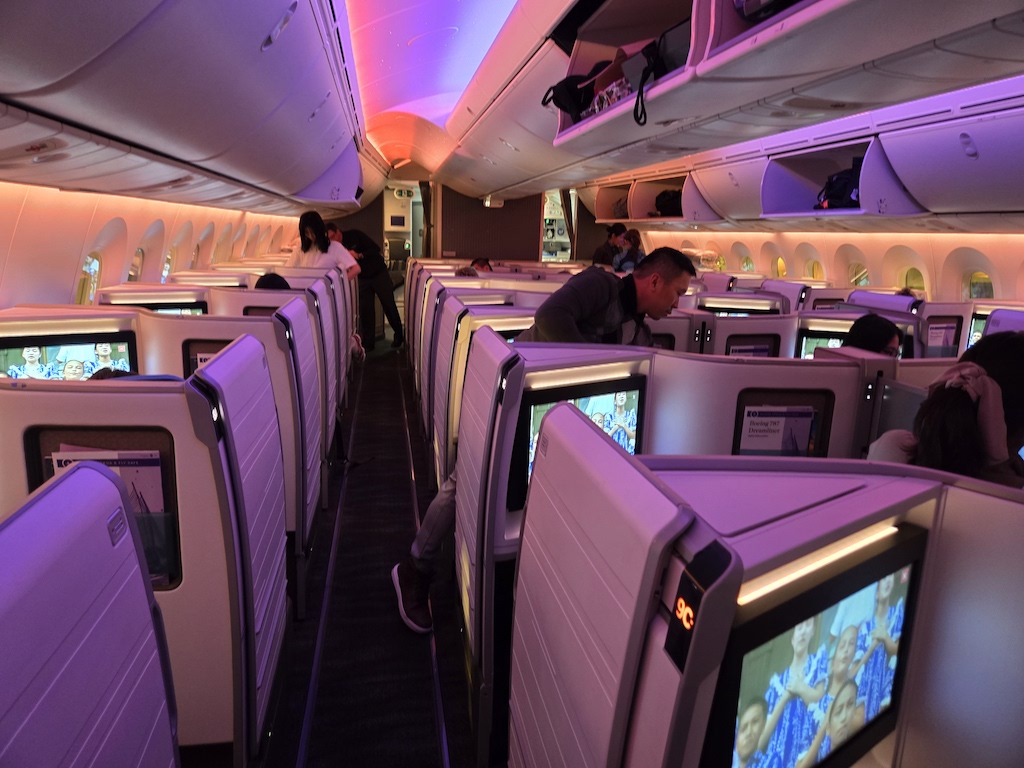 항공기 객실, 실내, 승객, 천장, 사람, 비행기, 비행, 공항